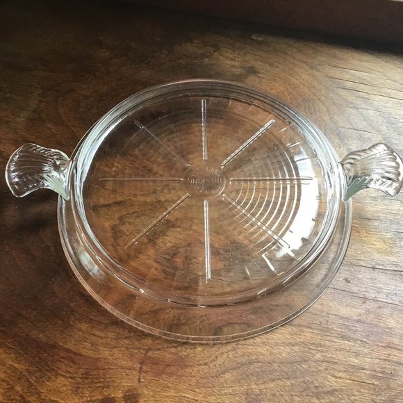 Vintage 1930's Fire King Clear Pressed Glass Trivet with Ornate Glass Handles - Picture 4 of 6